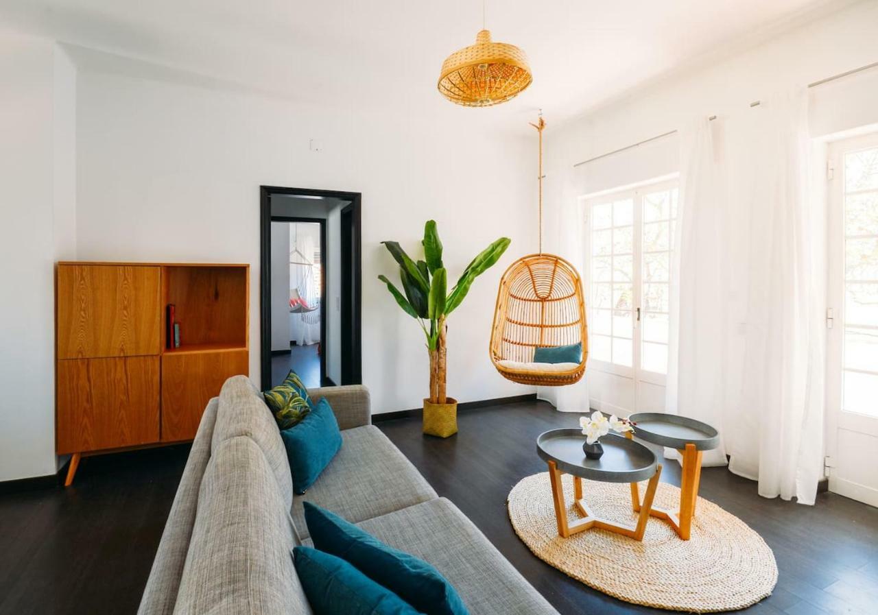 Appartamento Amazing Seaview With Terrace - 5Min From The Beach Cascais Esterno foto